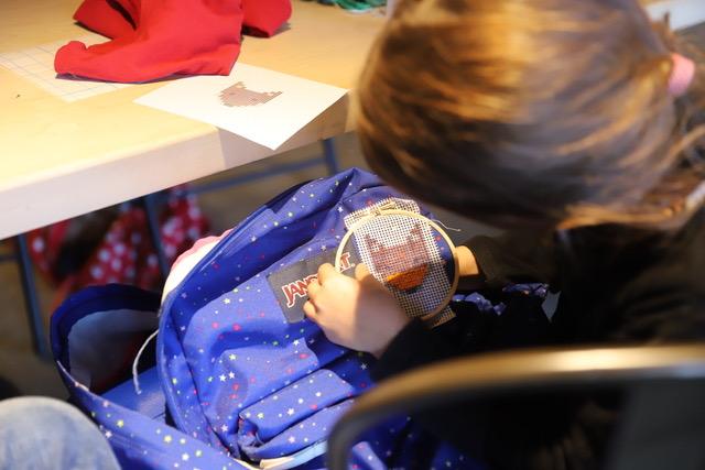 Atelier de broderie avec Mamie Lisette